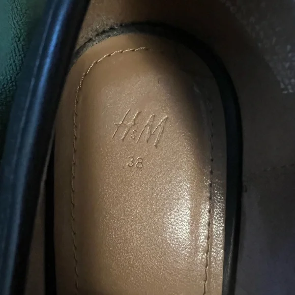 H&M Black Loafers with Horsebit Detail - Picture 6 of 6